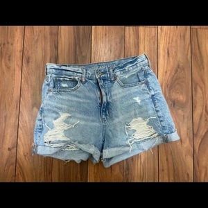 American eagle mom short